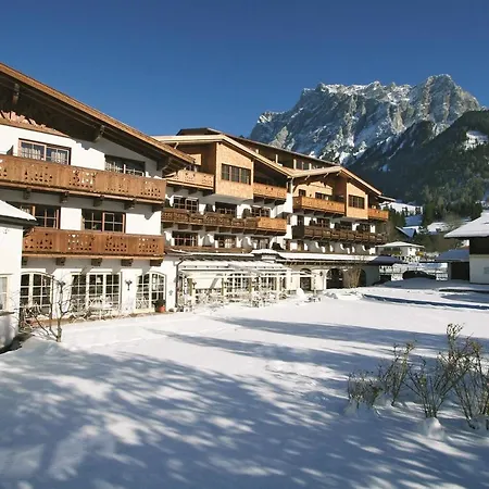 Hotel Tirolerhof - Familotel Zugspitze 4*