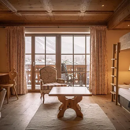 Tirolerhof - Familotel Zugspitze 4* 埃尔瓦尔德