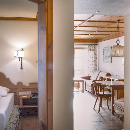 Tirolerhof - Familotel Zugspitze Hotel Ehrwald