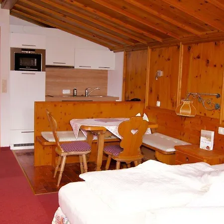 Tirolerhof - Familotel Zugspitze Hotel Ehrwald