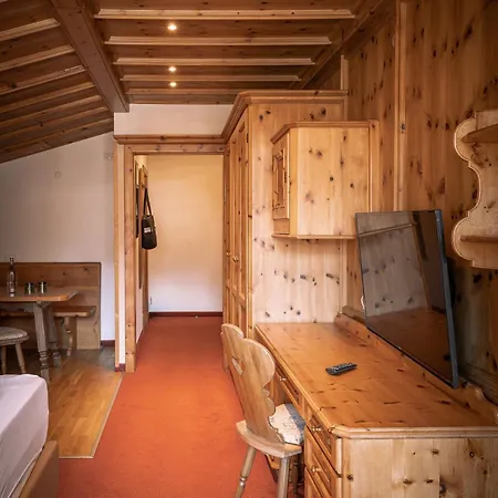 Tirolerhof - Familotel Zugspitze Hotel Ehrwald