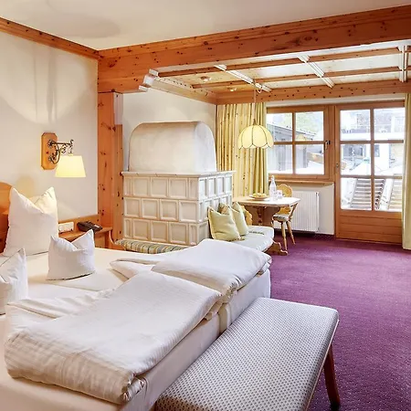 Tirolerhof - Familotel Zugspitze Hotel Ehrwald