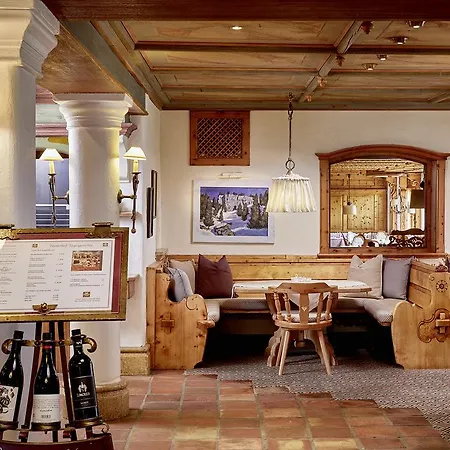 Tirolerhof - Familotel Zugspitze Hotel Ehrwald