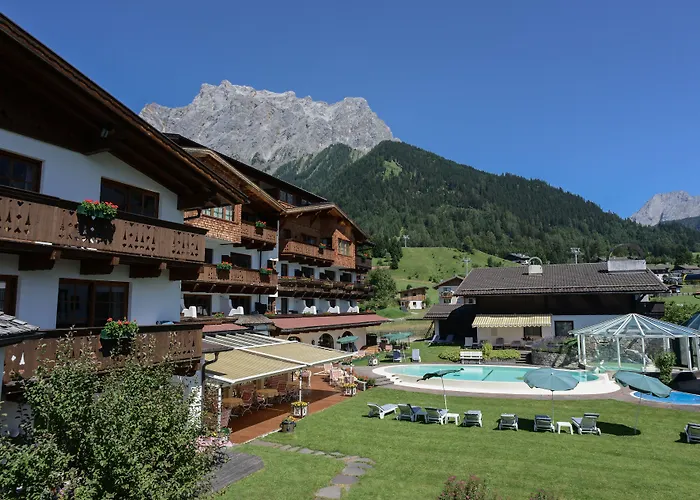 Tirolerhof - Familotel Zugspitze Hotel Ehrwald