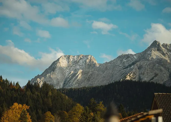 Tirolerhof - Familotel Zugspitze Hotel 4*