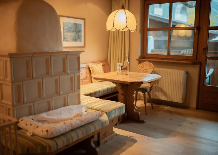 Tirolerhof - Familotel Zugspitze Hotel Ehrwald