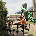 מלון Tirolerhof - Familotel Zugspitze