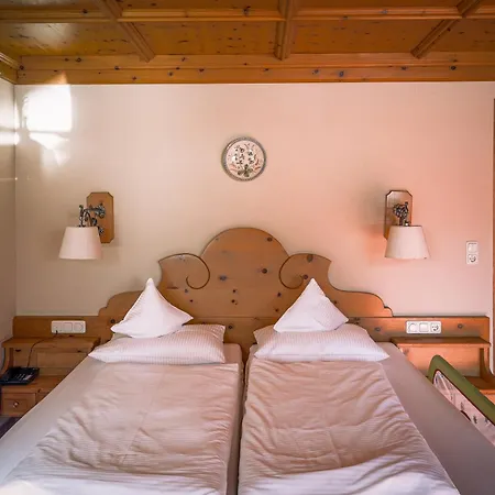 Tirolerhof - Familotel Zugspitze 4*