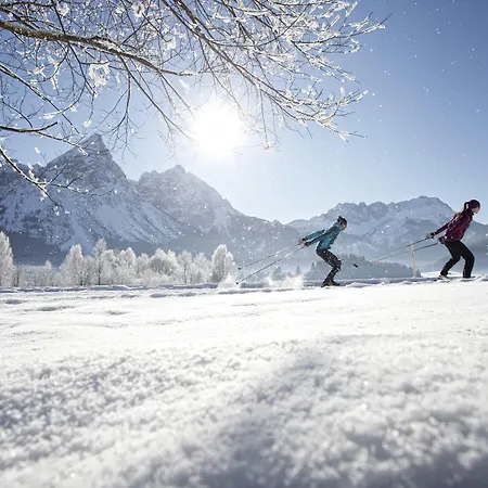 酒店 Tirolerhof - Familotel Zugspitze 埃尔瓦尔德