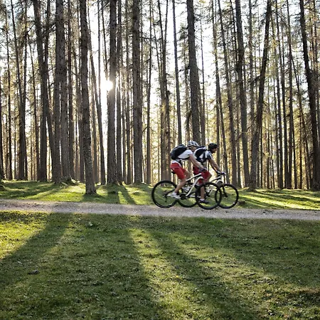 酒店 Tirolerhof - Familotel Zugspitze