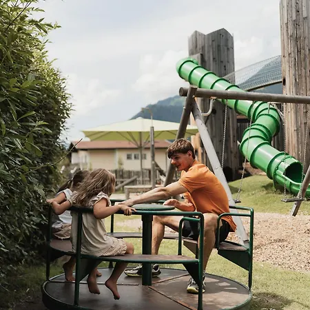酒店 Tirolerhof - Familotel Zugspitze