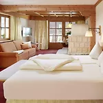 Tirolerhof - Familotel Zugspitze 4* 에르발트
