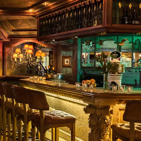 فندق Tirolerhof - Familotel Zugspitze