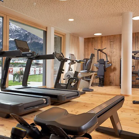 Tirolerhof - Familotel Zugspitze ايروالد