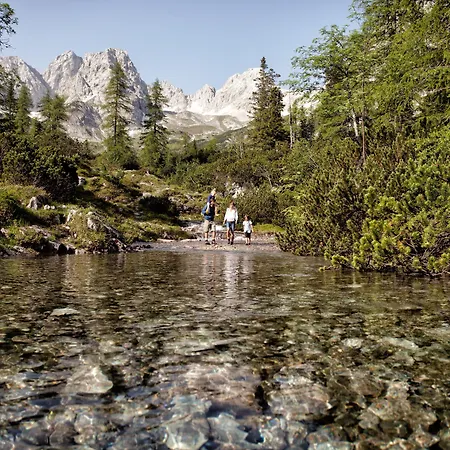 Tirolerhof - Familotel Zugspitze فندق