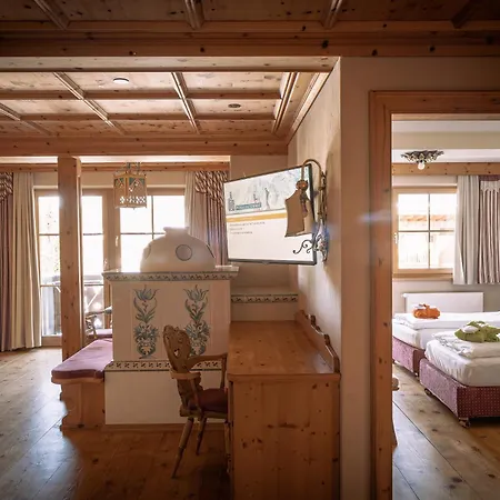 Tirolerhof - Familotel Zugspitze 4*