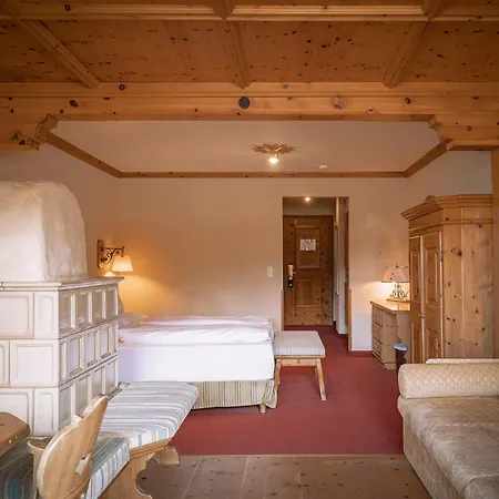 מלון Tirolerhof - Familotel Zugspitze 4*